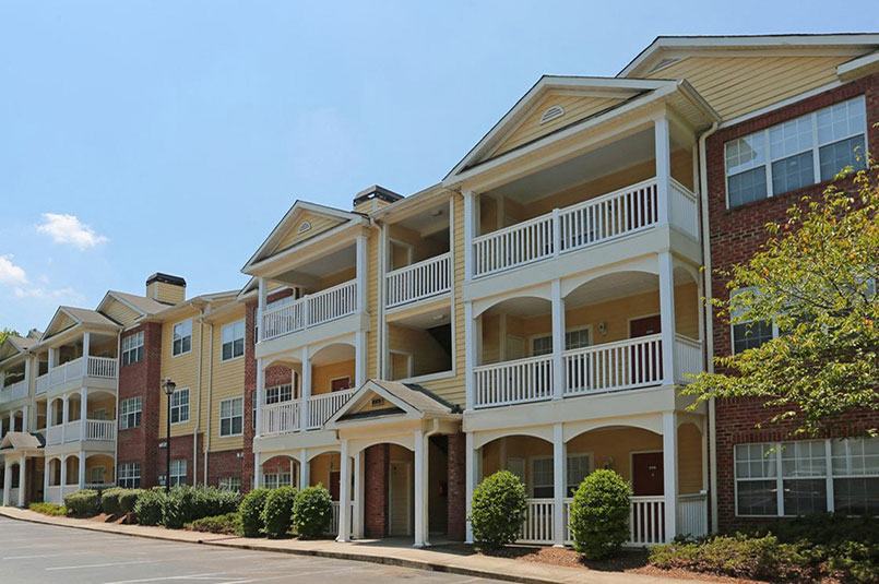 The Columns at Club Drive